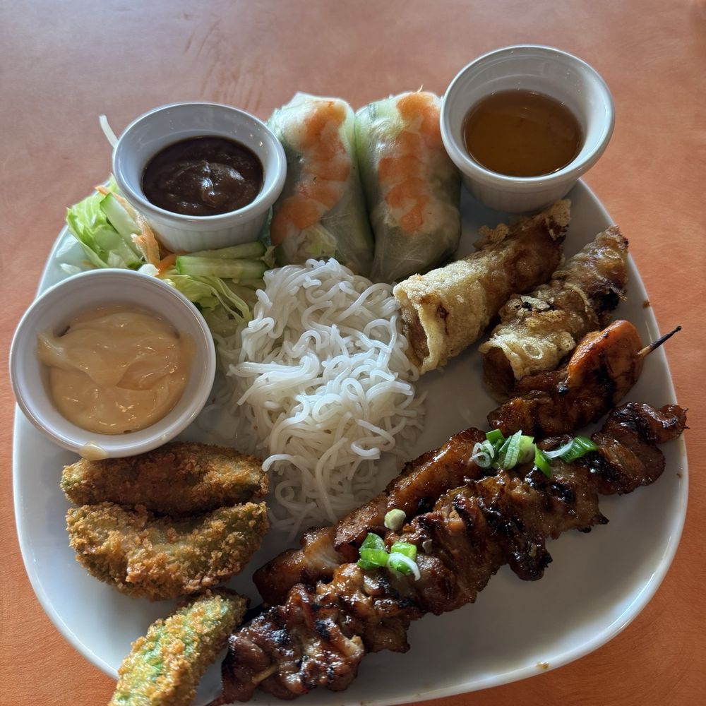 Rice Paper - AN2. Rice Paper Platter - Vietnamese Near Me - High Point, North Carolina Rice Paper - AN2. Rice Paper Platter - Vietnamese Near Me - High Point, North Carolina