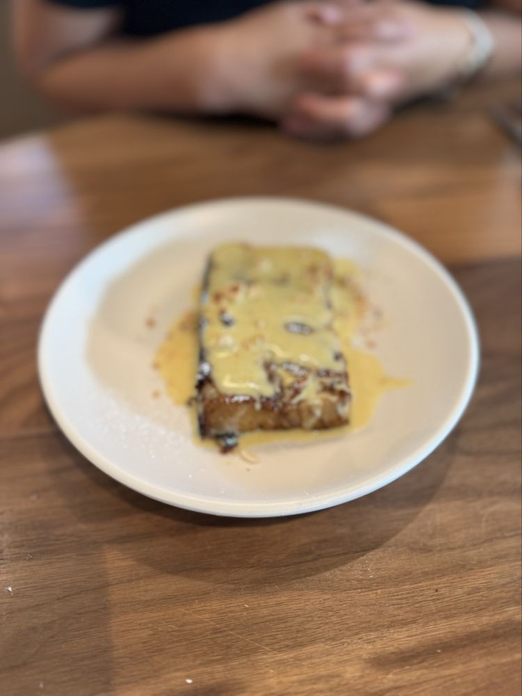 Social spots from DeLille En Ville