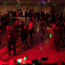 Supreme Entertainer - Manitoba social