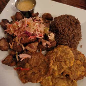 Cherry Creek Hideway - Caribbean Pork Cubes - Bars Near Me - Stroudsburg, Pennsylvania
