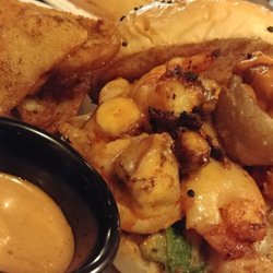 Barracuda - Camarones y pulpo burger