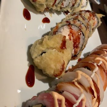 Sushiholic Arcadia - Spicy tuna, Las Vegas, sweet thang, and four seasons. - Sushi Bars Near Me - Phoenix, Arizona Sushiholic Arcadia - Spicy tuna, Las Vegas, sweet thang, and four seasons. - Sushi Bars Near Me - Phoenix, Arizona