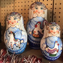 Nesting Dolls - Beautiful nesting dolls from Russia and Ukraine