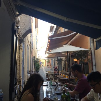 La Girandole - View from outside seating! - Tex-Mex Near Me - Cassis, 13