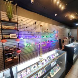 The Vapery + CBD - All the goodies