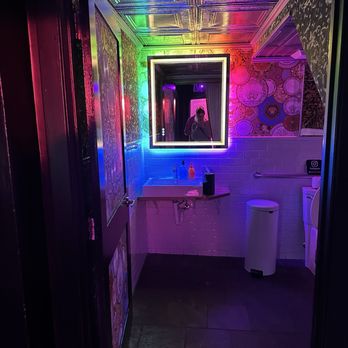 Juche St Paul - Bathroom - Korean Near Me - Saint Paul, Minnesota Juche St Paul - Bathroom - Korean Near Me - Saint Paul, Minnesota