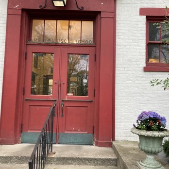 Schoolhouse Restaurant - American Near Me - Camp Dennison, Ohio