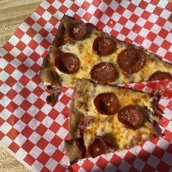 Perfect Pie Pizzeria - Pepperoni pizza