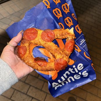 Auntie Anne's - Pretzels Near Me - Los Angeles, California
