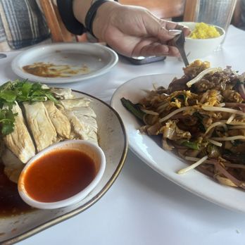 Banana Leaf Restaurant - Hainan - Singaporean Near Me - Milpitas, California Banana Leaf Restaurant - Hainan - Singaporean Near Me - Milpitas, California