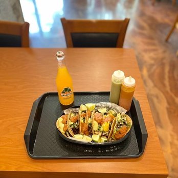 Tacos 352 - Presentation simplified - Tacos Near Me - Gainesville, Florida Tacos 352 - Presentation simplified - Tacos Near Me - Gainesville, Florida