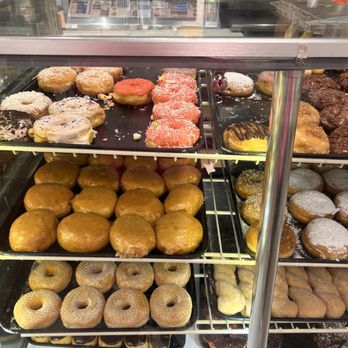 Winchell's Donut House - Donuts Near Me - Las Vegas, Nevada Winchell's Donut House - Donuts Near Me - Las Vegas, Nevada