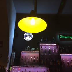 Revés Local Bar