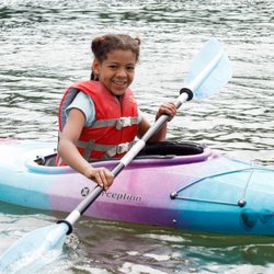 Trackers Earth Seattle - Kayaking camps and kids programs.
