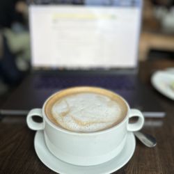 Stanz Cafe - Super big mocha