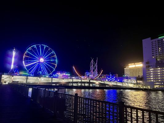 Paradise Pier Fun Park by null