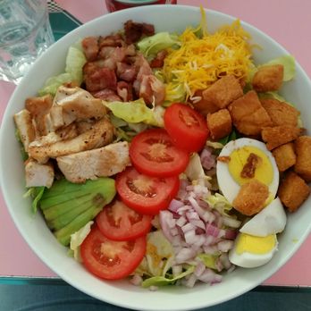 HD Diner - Biggie chicken cobb salad - Sandwiches Near Me - Salerno, SA