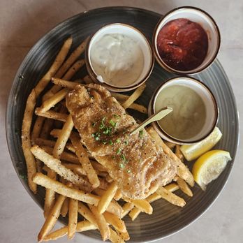 Shelter Distilling - Fish & Chips ($19.00) - Cocktail Bars Near Me - Dana Point, California