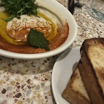Saffy's - hummus tahini - Middle Eastern Near Me - Los Angeles, California