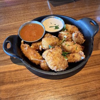 Lazy Dog - Cheddar Cheese Curds - New American Near Me - Las Vegas, Nevada Lazy Dog - Cheddar Cheese Curds - New American Near Me - Las Vegas, Nevada