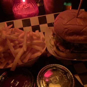 Abe's Pagoda Bar - Fried chicken sandwich and fries - Tiki Bars Near Me - Brooklyn, New York