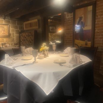 Tara - A Country Inn - Dining room - Hotels Near Me - Clark, Pennsylvania