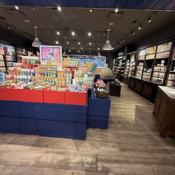 Bath & Body Works - Cosmetics & Beauty Supply Near Me - Lawrence, New Jersey Bath & Body Works - Cosmetics & Beauty Supply Near Me - Lawrence, New Jersey