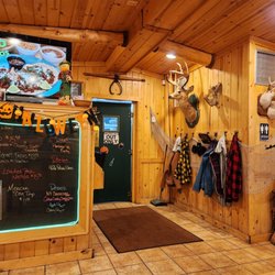 The Buck Inn - Inside