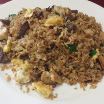 Costa Verde - Arroz Chaufa Mixto (beef and chicken fried rice) - Peruvian Near Me - Norcross, Georgia
