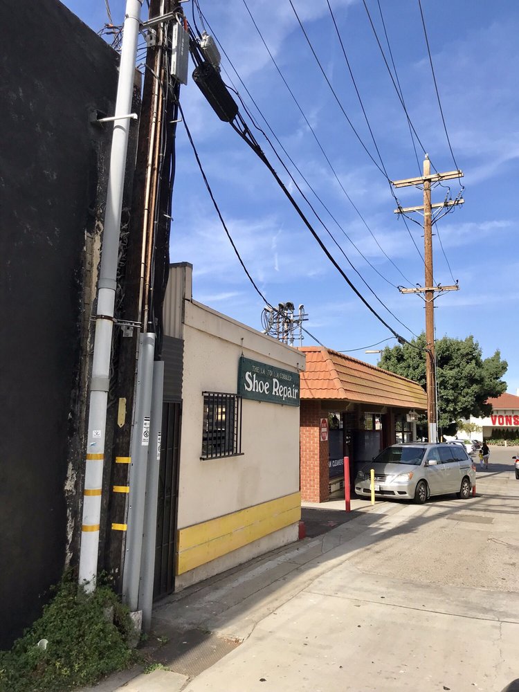 LA JOLLA SHOE REPAIR Updated September 2024 12 Reviews 7523 Fay