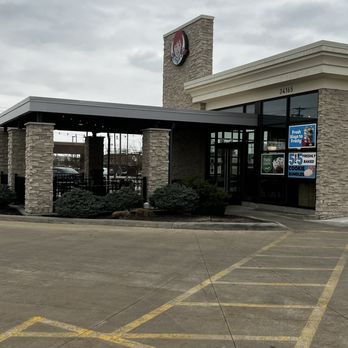 Wendy's - Burgers Near Me - Solon, Ohio Wendy's - Burgers Near Me - Solon, Ohio
