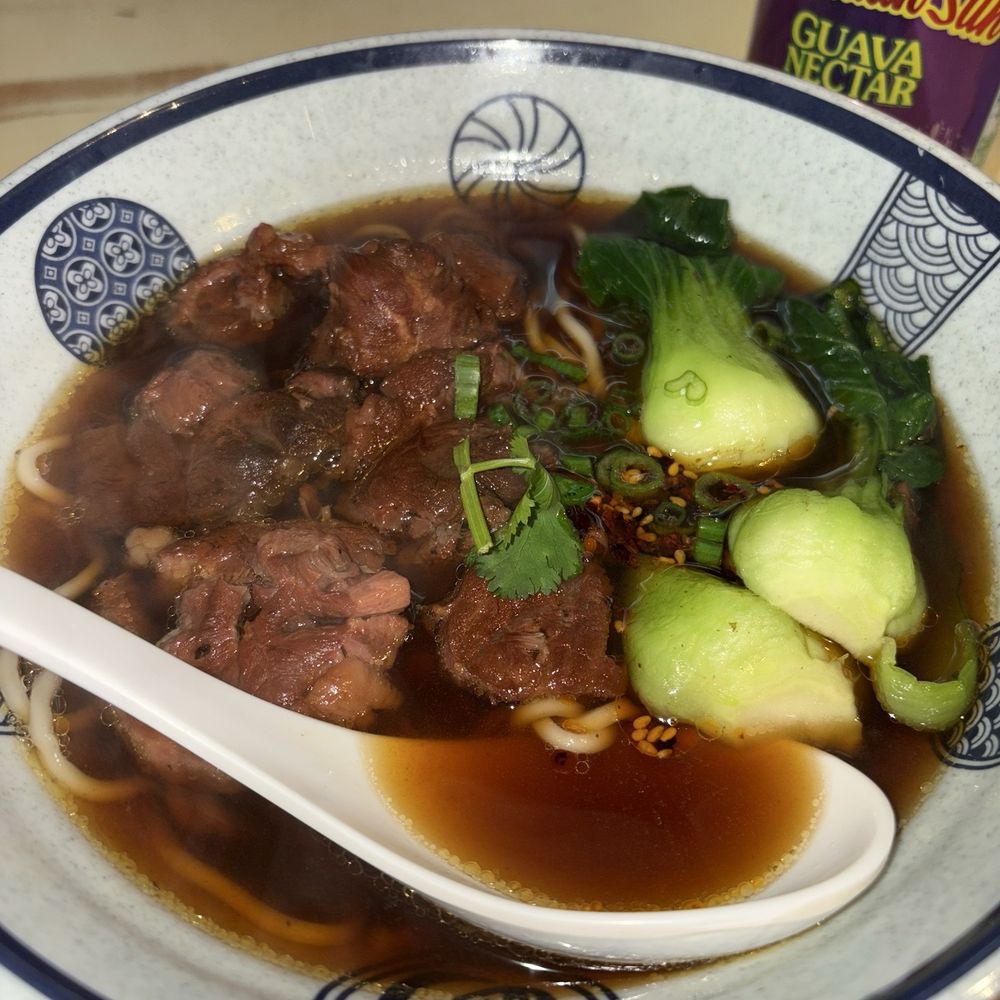 Braised Beef noodles Soup