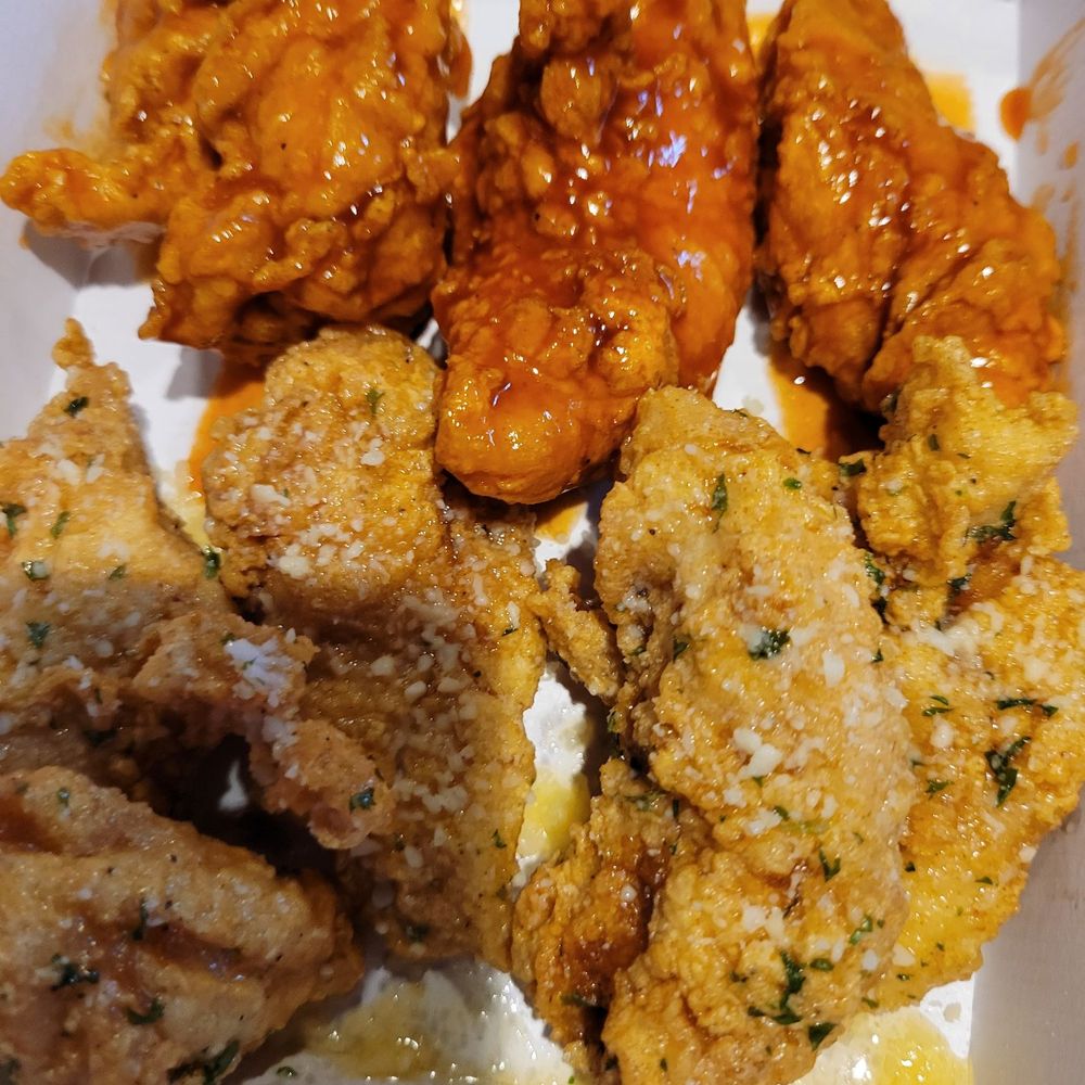 Wing Snob - 8pc Boneless X-Garlic Parmesan X-Snobby-Q - Chicken Wings Near Me - Phoenix, Arizona Wing Snob - 8pc Boneless X-Garlic Parmesan X-Snobby-Q - Chicken Wings Near Me - Phoenix, Arizona