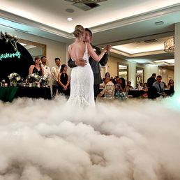DANCING ON THE CLOUDS MACHINE