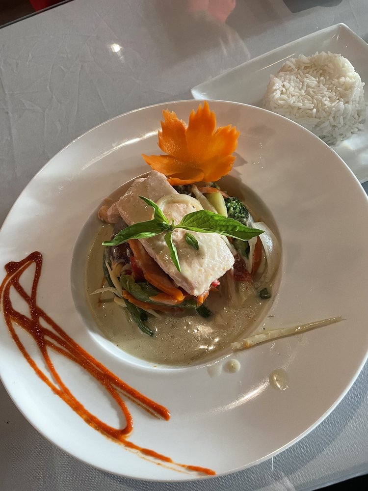 JUTAMAS THAI RESTAURANT 76 Photos & 69 Reviews 500 Hwy 51 N