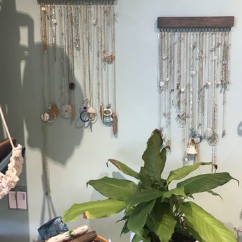 Mahina - Women's Clothing Near Me - Kailua, Hawaii