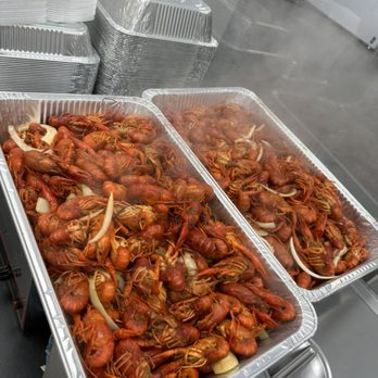 Royal Seafood Mart - Boiled crawfish with special recepie - Seafood Near Me - Broussard, Louisiana