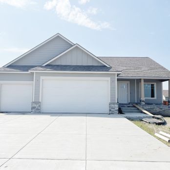 MHK Spotless Cleaning - Home Cleaning Near Me MHK Spotless Cleaning - Home Cleaning Near Me