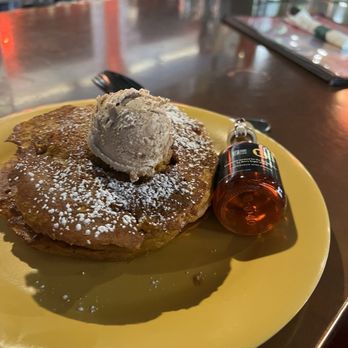 The Friendly Toast - Pumpkin cinnamon pancakes - Breakfast & Brunch Near Me - Burlington, Vermont The Friendly Toast - Pumpkin cinnamon pancakes - Breakfast & Brunch Near Me - Burlington, Vermont