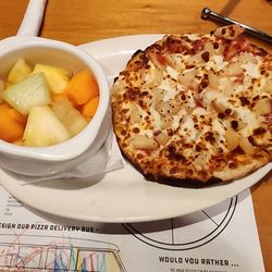 Portland Pie Company - Kids pizza with pineapple, and a fruit cup!