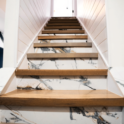 Quick Countertop and Cabinets - A exclusive and personalized stair with porcelain? You don't need to wake up because it's not a dream, it's reality.
