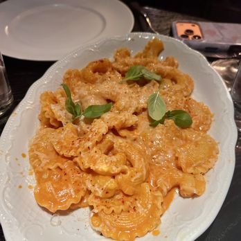 RPM Italian - Rigatoni alla Vodka pasta - Italian Near Me - Chicago, Illinois RPM Italian - Rigatoni alla Vodka pasta - Italian Near Me - Chicago, Illinois