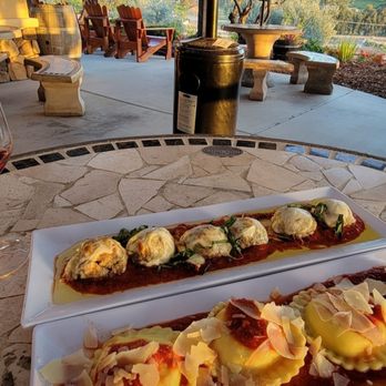 Cougar Vineyard & Winery - Wineries Near Me - Temecula, California