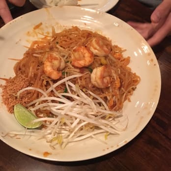 SriThai  Thai Kitchen & Sushi Bar - Duluth - Pad Thai - Japanese Near Me - Duluth, Georgia
