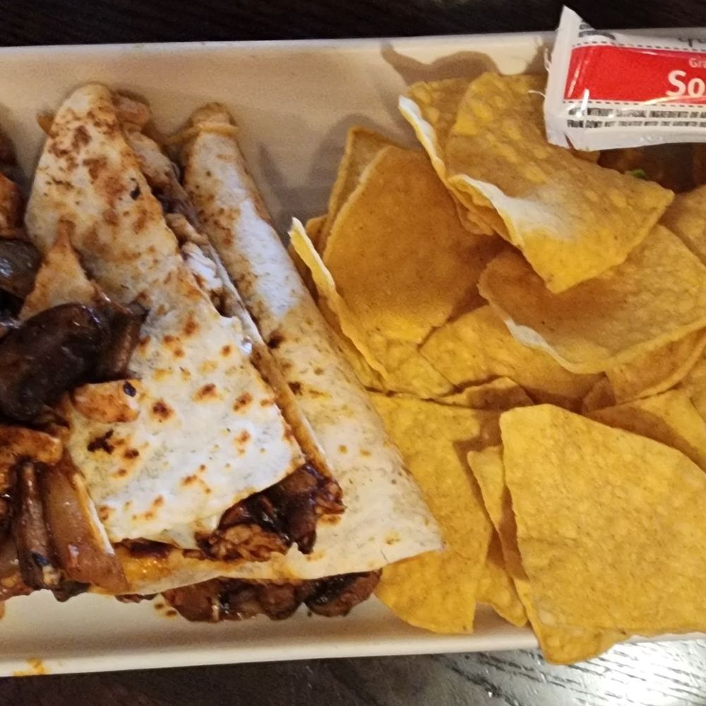 The Buffalo Bar - Chipotle chicken quesadilla - American Near Me - West Yellowstone, Montana The Buffalo Bar - Chipotle chicken quesadilla - American Near Me - West Yellowstone, Montana