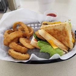Table 64 - Fried Green BLT with Onion Rings