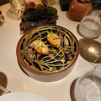 Core by Clare Smyth - Appetizers: Mini lobster rolls and chicken tacos - British Near Me - London, XGL