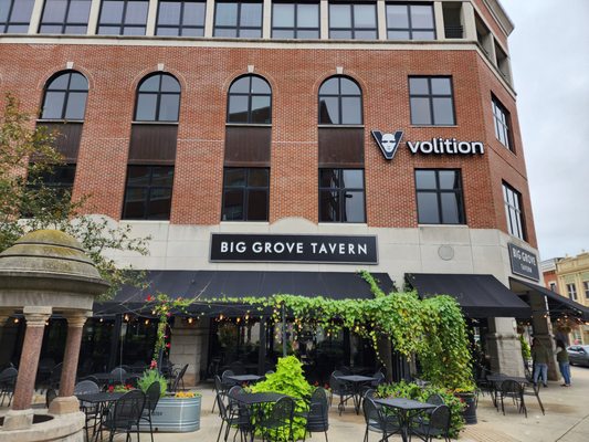 Big Grove Tavern by null