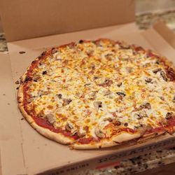 Rosati's Pizza - Mushroom and sausage thin crust - 18"