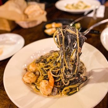 Maccheroni Republic - Bianchi & Neri (perfectly al dente and creamy) - Italian Near Me - Los Angeles, California